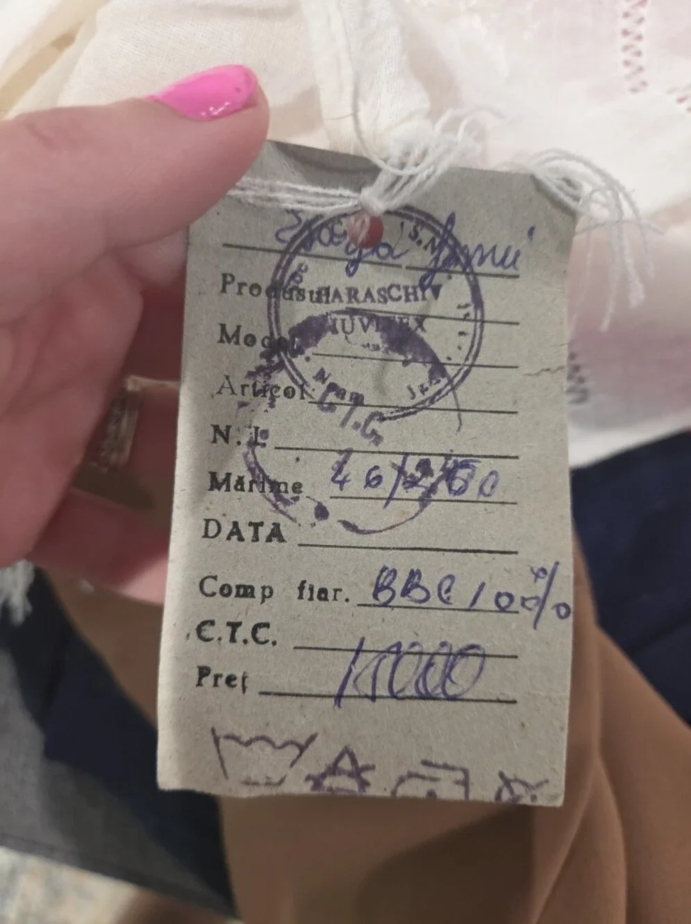 Vintage 1980s Romanian 100% Cotton Embroidered White Shawl Scarf NWT